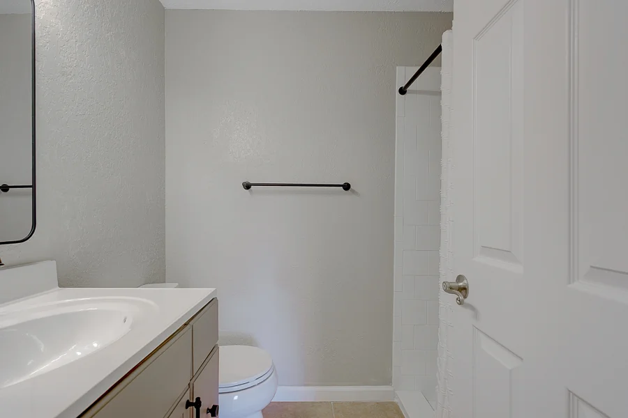 Real estate photography — 12293 Sailwinds Drive, A203 Largo, Florida, 33773 | 4D Productions