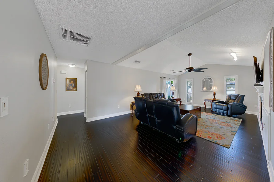 Real estate photography — 1603 W Orangecrest Ave, Palm Harbor, FL, 34683 | 4D Productions