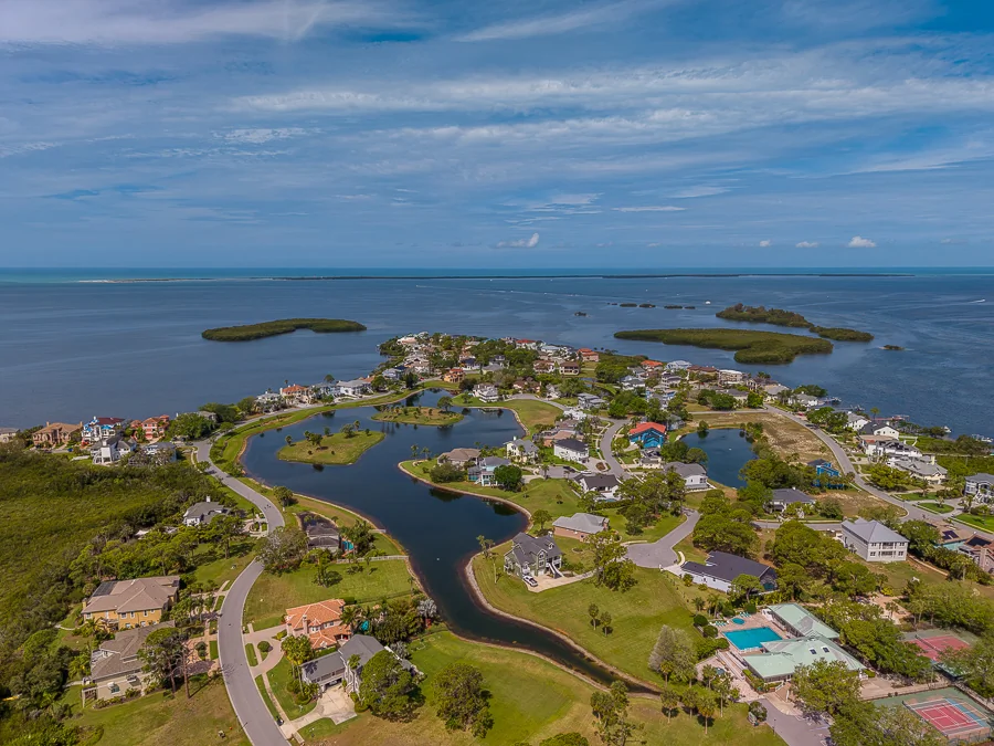 Real estate photography — 2106 PELICAN CT TARPON SPRINGS, FL 34689 | 4D Productions