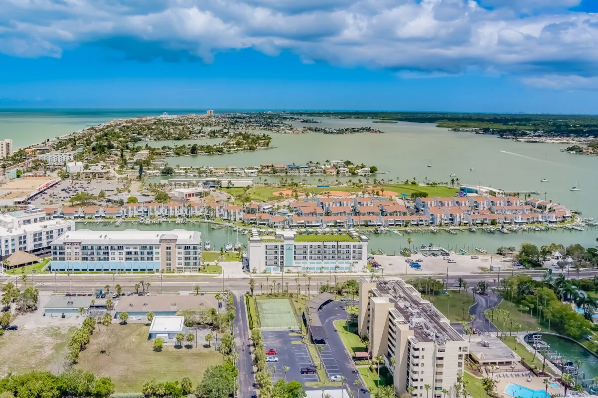 The Harbor Of Town Center