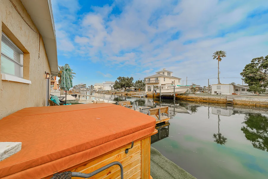 Real estate photography — 6403 Lonnie Lee Lane, Hudson, Florida, 34667 | 4D Productions