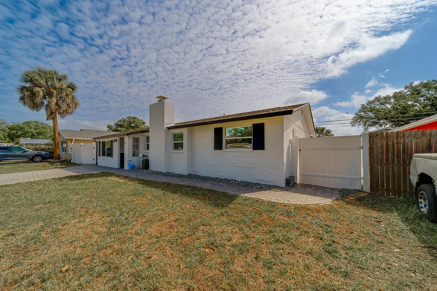 Real estate photography — 7849 86th Way, Seminole, Florida, 33777 | 4D Productions