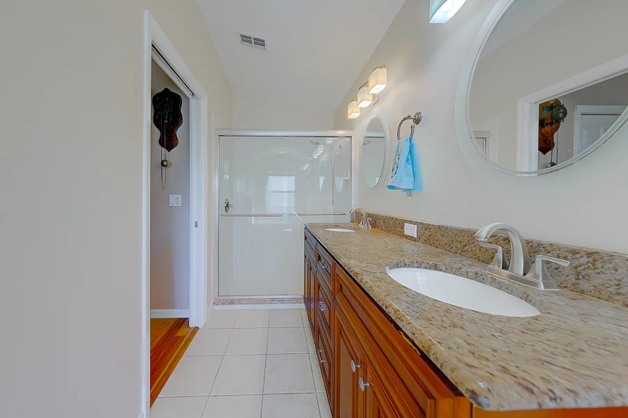 Real estate photography — 10036 Brookdale Drive, New Port Richey, Florida, 34655 | 4D Productions