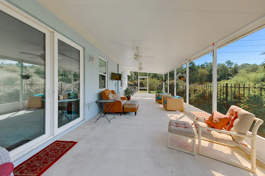 Real estate photography — 10036 Brookdale Drive, New Port Richey, Florida, 34655 | 4D Productions