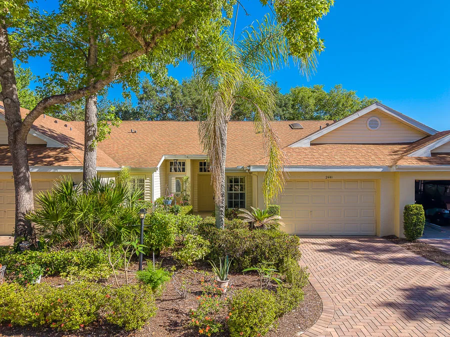 Real estate photography — 2441 New Haven Circle, Sun City Center, Florida, 33573 | 4D Productions