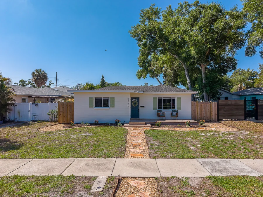 Real estate photography — 4710 11th Avenue North, St. Petersburg, Florida, 33713 | 4D Productions