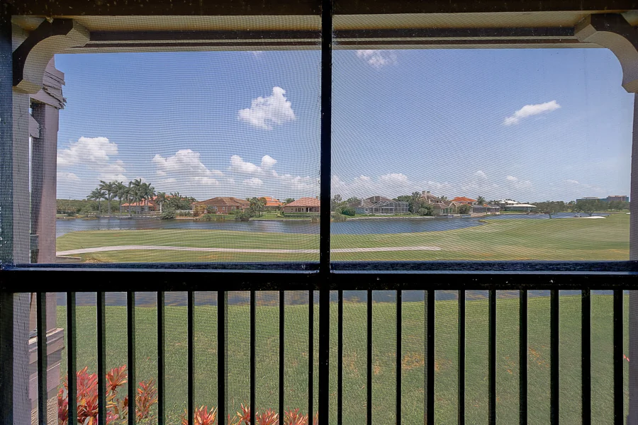 Real estate photography — 2400 Feather Sound Drive, Clearwater, Florida, 33762 | 4D Productions