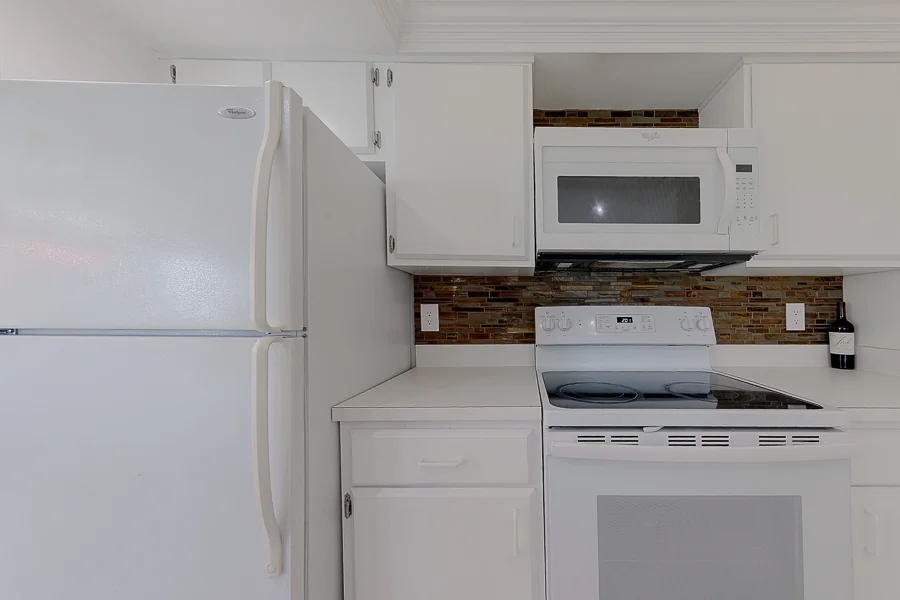 Real estate photography — 2400 Feather Sound Drive, Clearwater, Florida, 33762 | 4D Productions