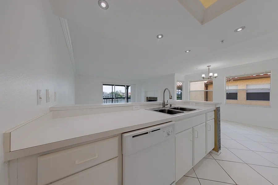 Real estate photography — 2400 Feather Sound Drive, Clearwater, Florida, 33762 | 4D Productions