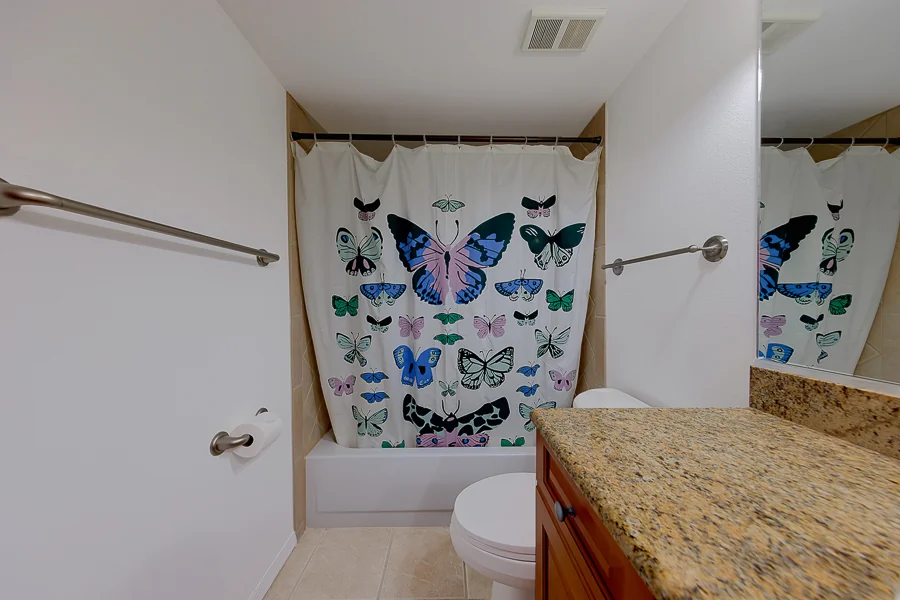 Real estate photography — 2400 Feather Sound Drive, Clearwater, Florida, 33762 | 4D Productions