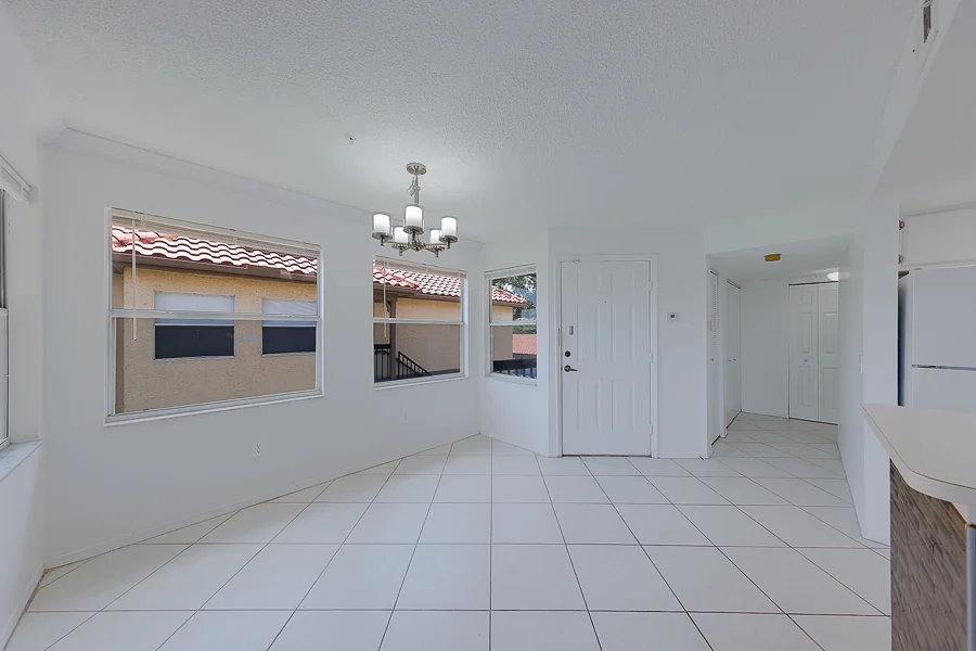Real estate photography — 2400 Feather Sound Drive, Clearwater, Florida, 33762 | 4D Productions