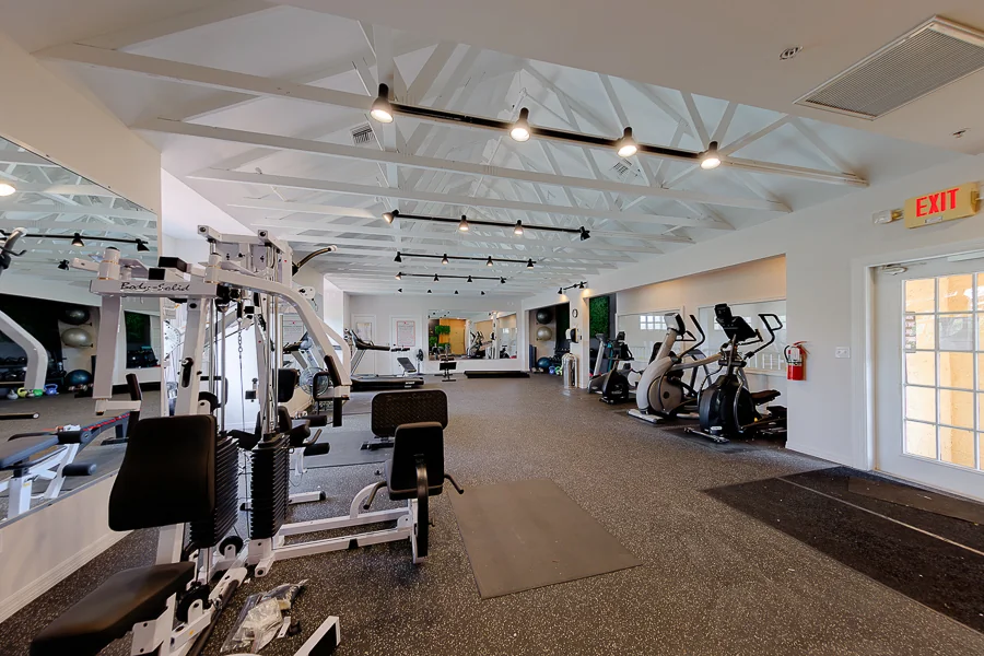 Real estate photography — 2400 Feather Sound Drive, Clearwater, Florida, 33762 | 4D Productions