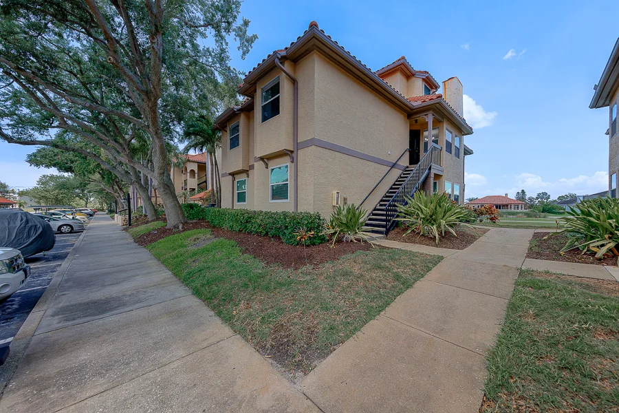 Real estate photography — 2400 Feather Sound Drive, Clearwater, Florida, 33762 | 4D Productions