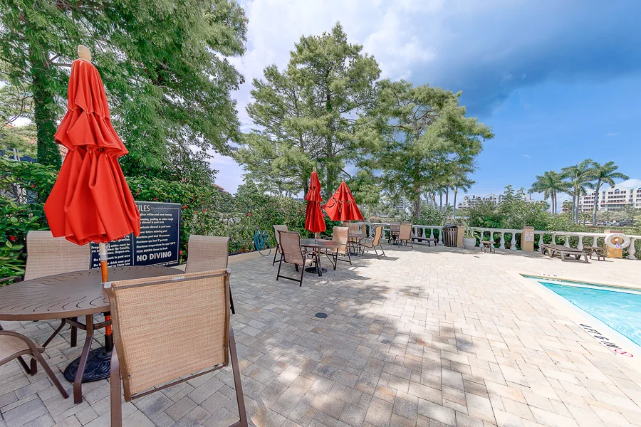 Real estate photography — 2400 Feather Sound Drive, Clearwater, Florida, 33762 | 4D Productions