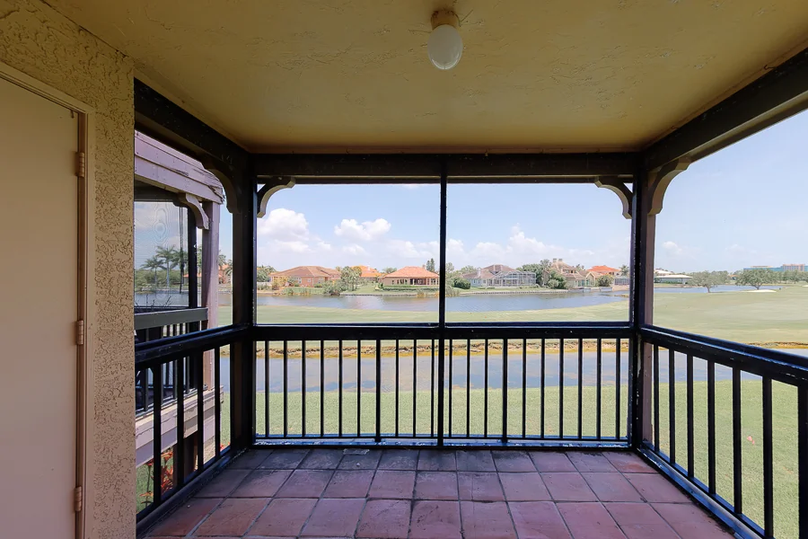 Real estate photography — 2400 Feather Sound Drive, Clearwater, Florida, 33762 | 4D Productions