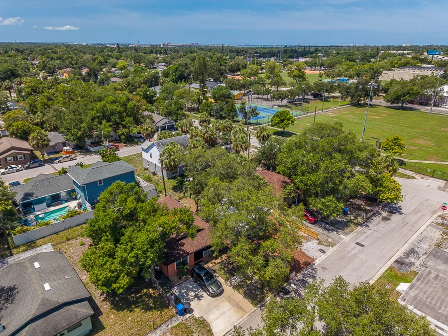 Real estate photography — 2534 Irving Avenue South, St. Petersburg, Florida, 33712 | 4D Productions