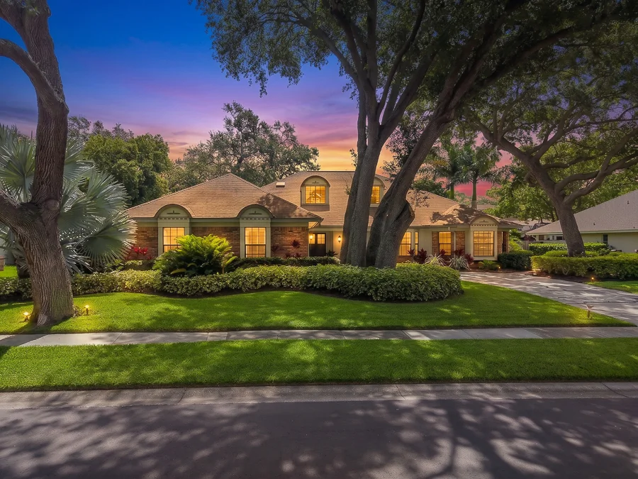 Real estate photography — 276 Sheffield Circle West, Palm Harbor, Florida, 34683 | 4D Productions