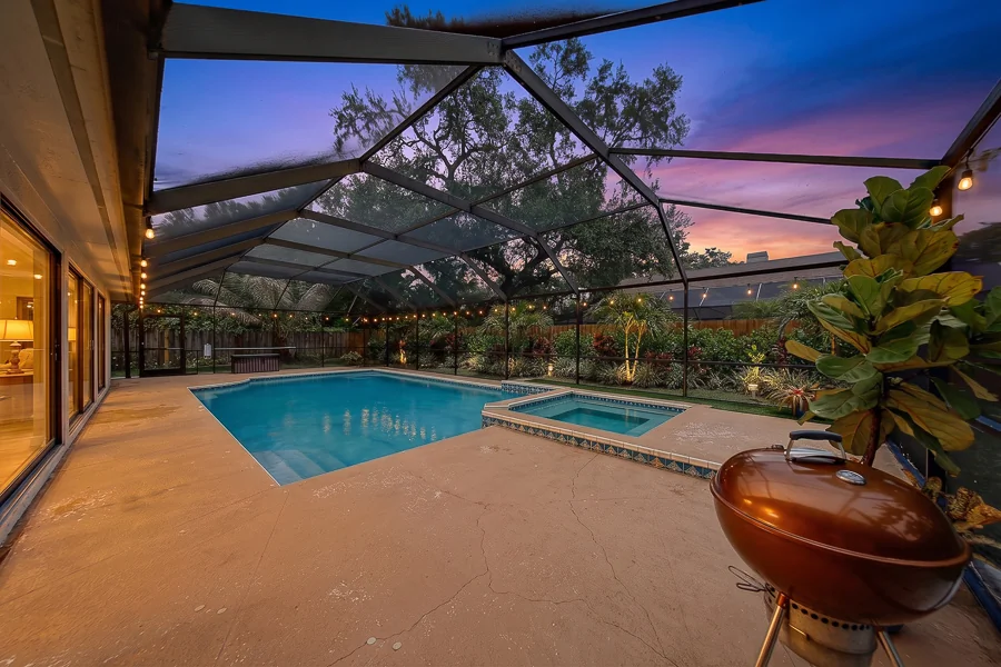 Real estate photography — 276 Sheffield Circle West, Palm Harbor, Florida, 34683 | 4D Productions