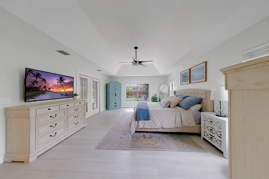 Real estate photography — 276 Sheffield Circle West, Palm Harbor, Florida, 34683 | 4D Productions