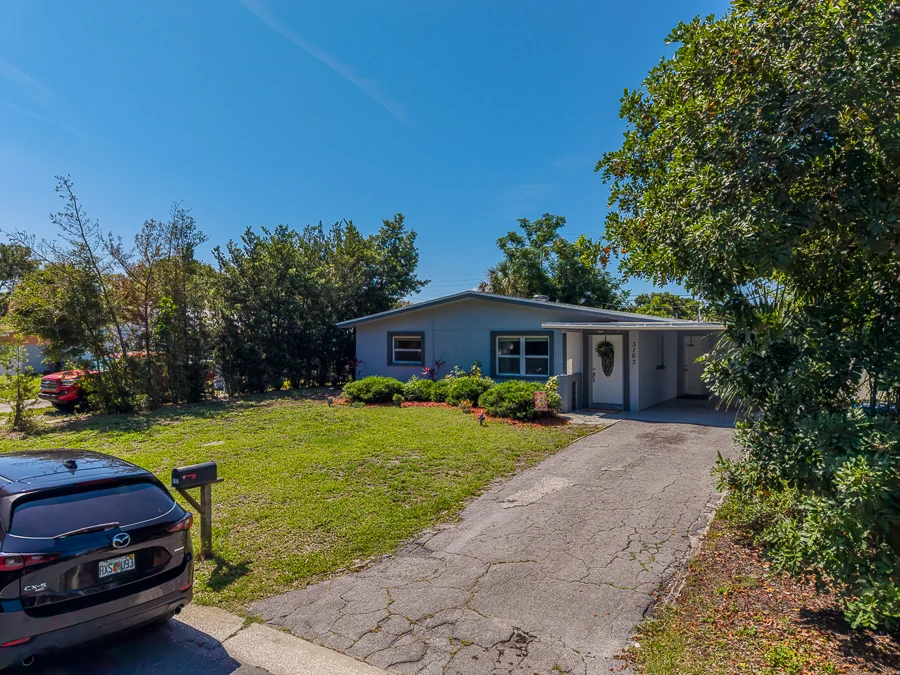 Real estate photography — 3162 Huntington Drive, Largo, Florida, 33771 | 4D Productions