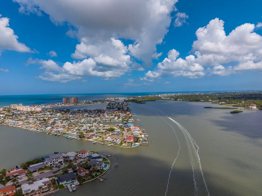 Real estate photography — 326 176th Avenue Circle, Redington Shores, Florida, 33708 | 4D Productions