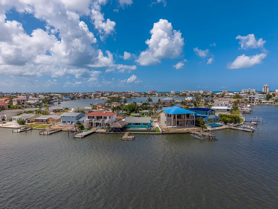 Real estate photography — 326 176th Avenue Circle, Redington Shores, Florida, 33708 | 4D Productions