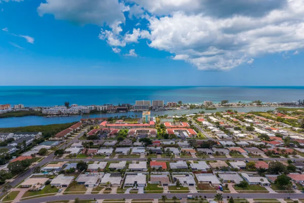 Real estate photography — 10215 Regal Drive, Largo, Florida, 33774 | 4D Productions