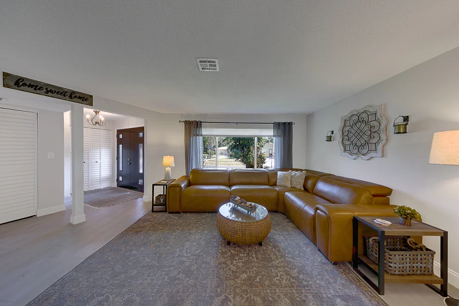 Real estate photography — 13650 96th Terrace, Seminole, Florida, 33776 | 4D Productions