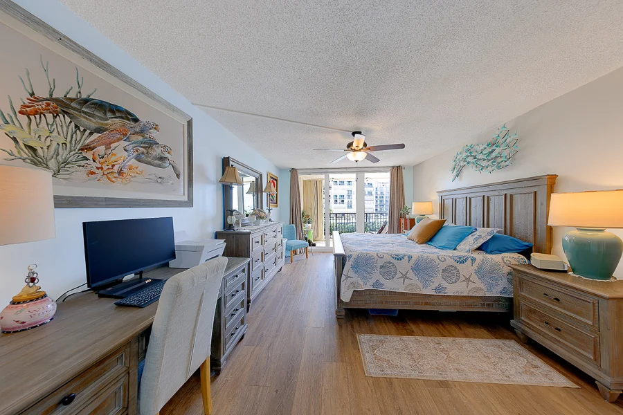 Real estate photography — 1460 Gulf Boulevard, Clearwater Beach, Florida, 33767 | 4D Productions
