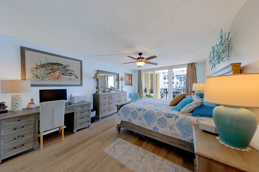 Real estate photography — 1460 Gulf Boulevard, Clearwater Beach, Florida, 33767 | 4D Productions