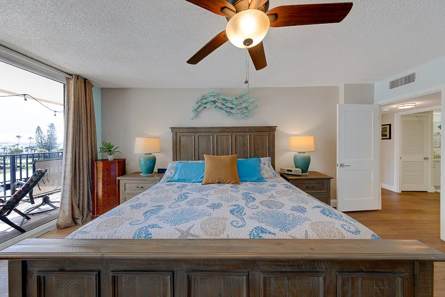Real estate photography — 1460 Gulf Boulevard, Clearwater Beach, Florida, 33767 | 4D Productions
