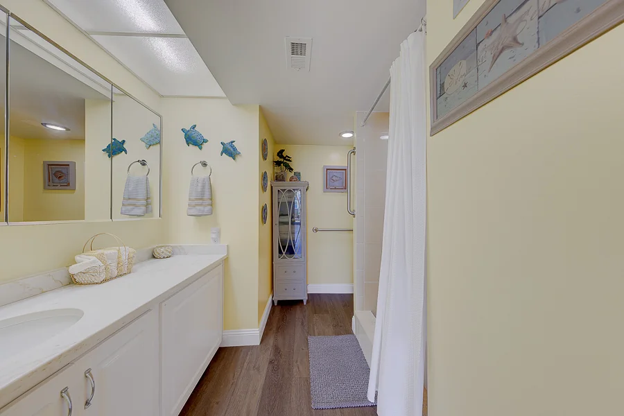 Real estate photography — 1460 Gulf Boulevard, Clearwater Beach, Florida, 33767 | 4D Productions
