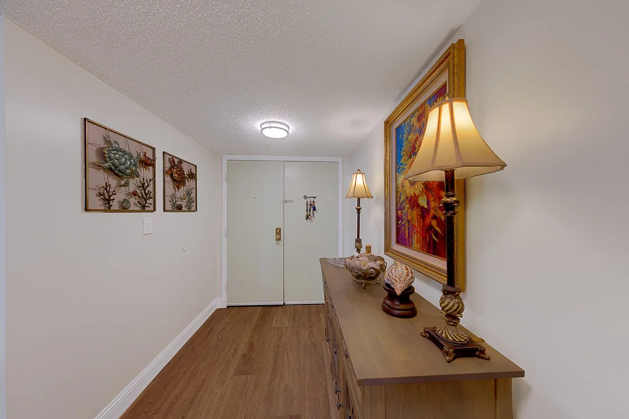 Real estate photography — 1460 Gulf Boulevard, Clearwater Beach, Florida, 33767 | 4D Productions