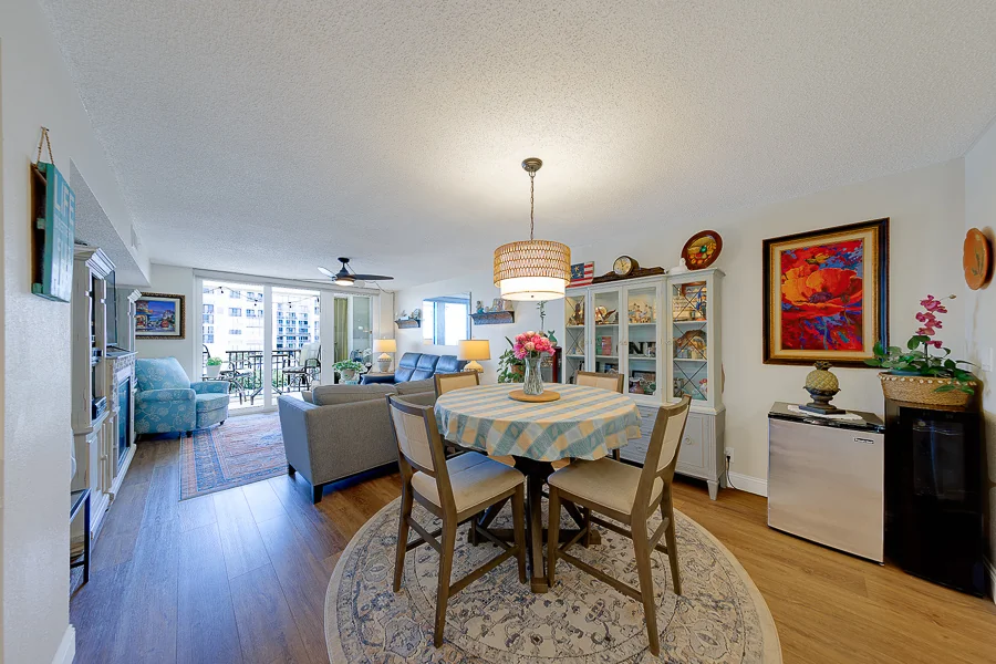 Real estate photography — 1460 Gulf Boulevard, Clearwater Beach, Florida, 33767 | 4D Productions