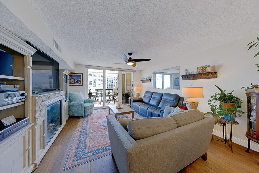Real estate photography — 1460 Gulf Boulevard, Clearwater Beach, Florida, 33767 | 4D Productions