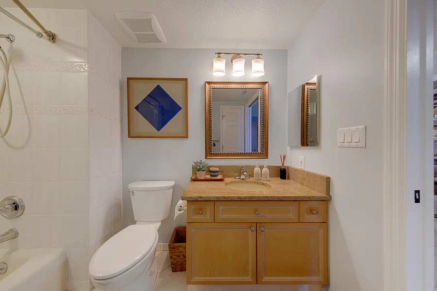 Real estate photography — 16550 Gulf Blvd #342 N. Redington Beach | 4D Productions