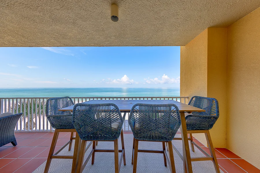 Real estate photography — 16550 Gulf Blvd #342 N. Redington Beach | 4D Productions