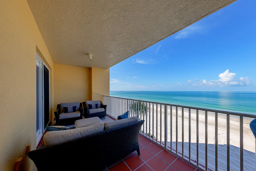 Real estate photography — 16550 Gulf Blvd #342 N. Redington Beach | 4D Productions