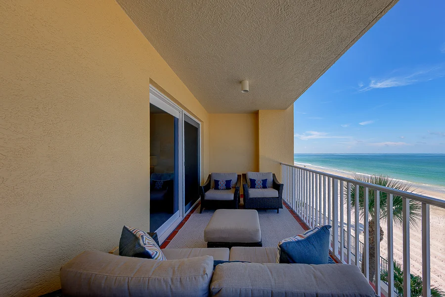 Real estate photography — 16550 Gulf Blvd #342 N. Redington Beach | 4D Productions