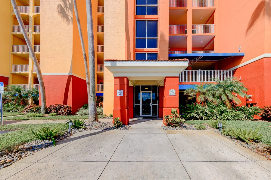Real estate photography — 16550 Gulf Blvd #342 N. Redington Beach | 4D Productions