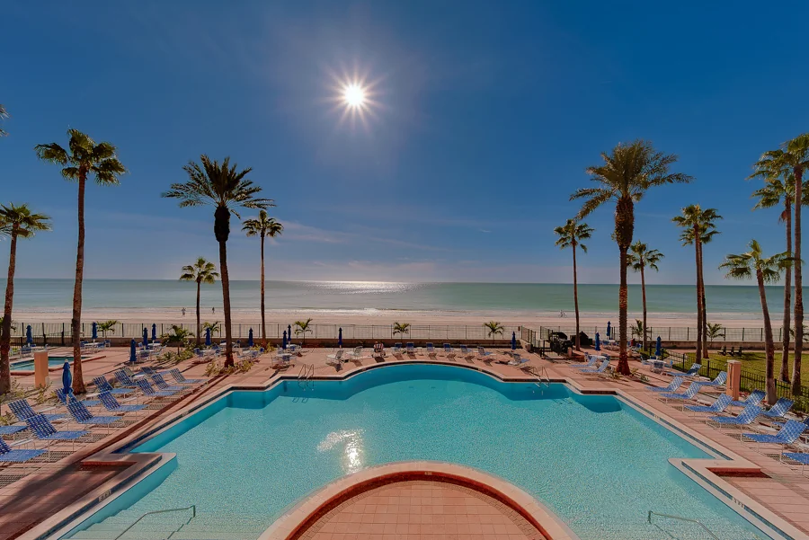 Real estate photography — 16550 Gulf Blvd #342 N. Redington Beach | 4D Productions