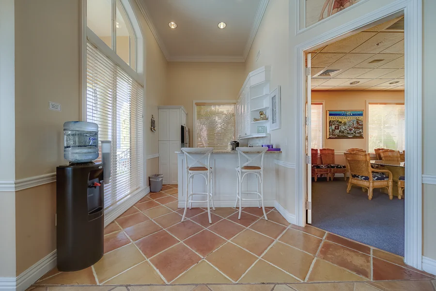 Real estate photography — 16550 Gulf Blvd #342 N. Redington Beach | 4D Productions
