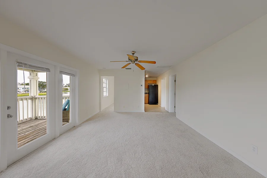 Real estate photography — 222 Pompano Drive Southeast, St. Petersburg, Florida, 33705 | 4D Productions