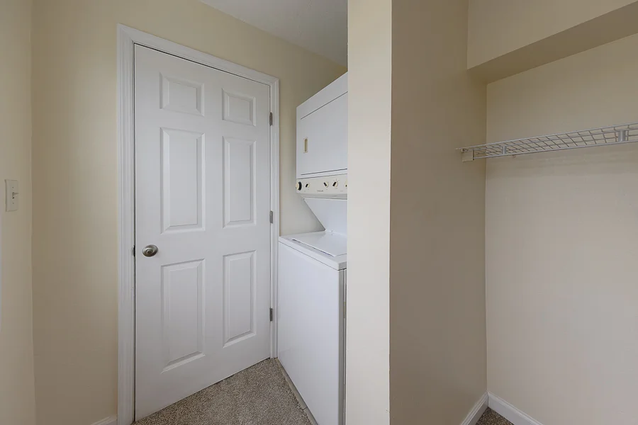 Real estate photography — 222 Pompano Drive Southeast, St. Petersburg, Florida, 33705 | 4D Productions