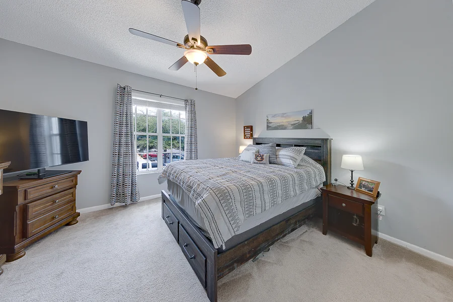 Real estate photography — 3315 West Wyoming Circle, Tampa, Florida, 33611 | 4D Productions