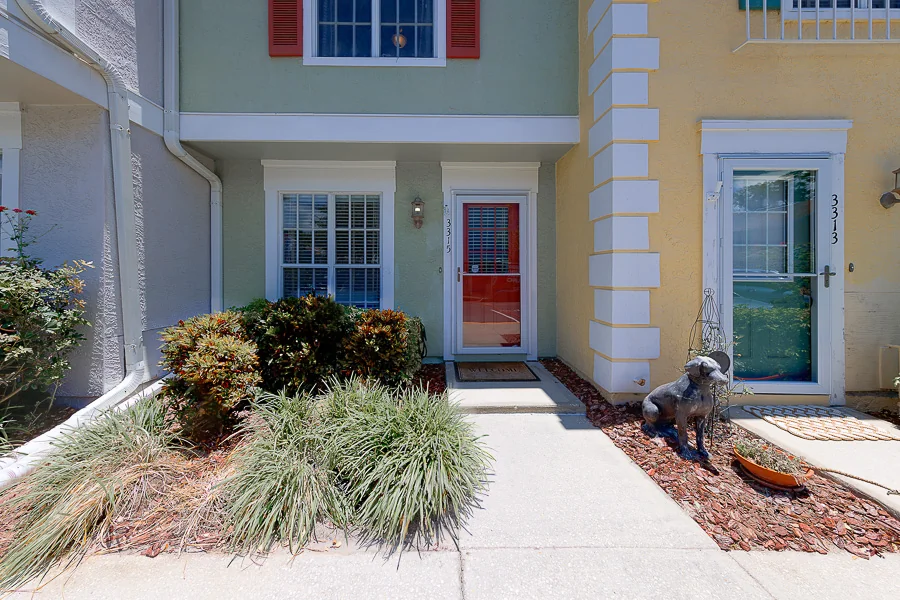 Real estate photography — 3315 West Wyoming Circle, Tampa, Florida, 33611 | 4D Productions