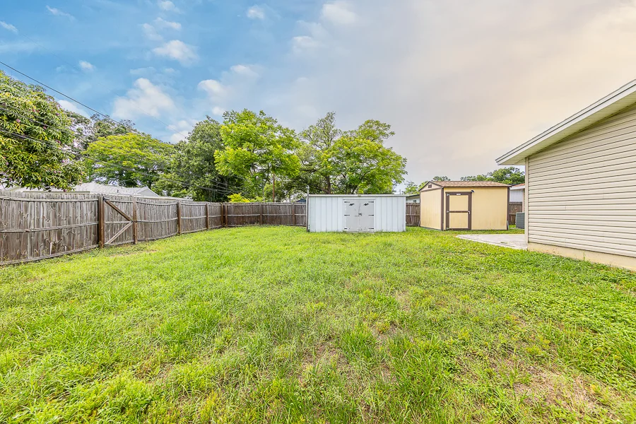 Real estate photography — 3428 39th Street North, St. Petersburg, Florida, 33713 | 4D Productions