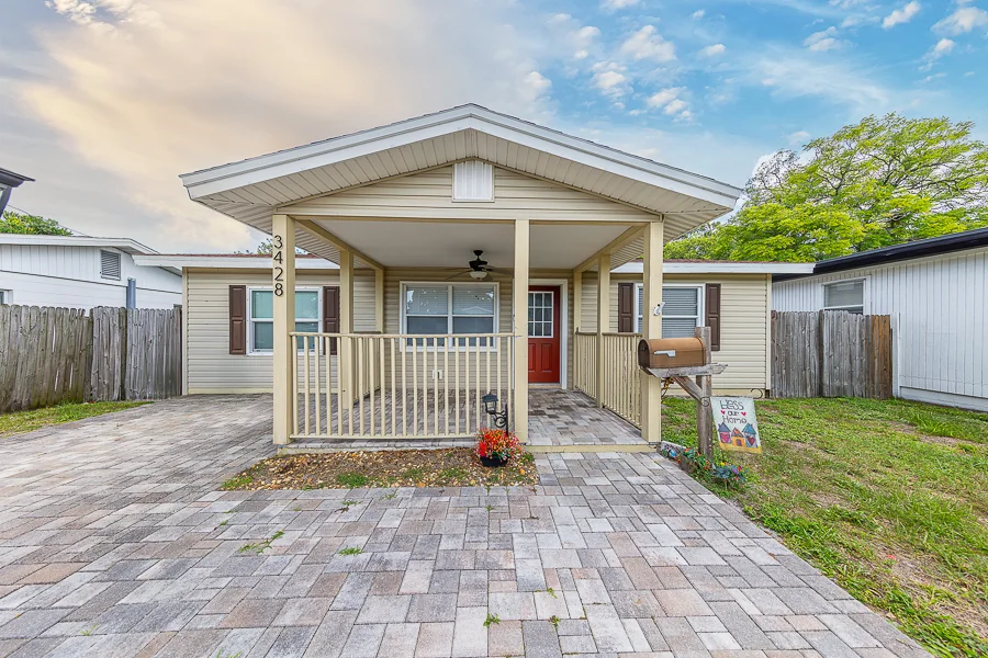 Real estate photography — 3428 39th Street North, St. Petersburg, Florida, 33713 | 4D Productions