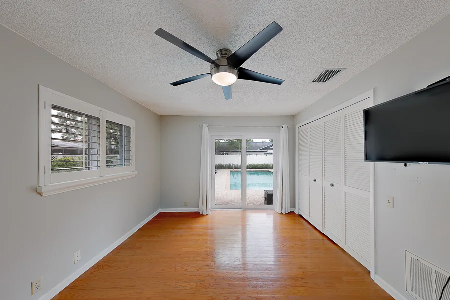 Real estate photography — 4119 Crosswater Drive, Tampa, Florida, 33615 | 4D Productions