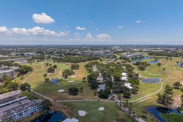 Real estate photography — 68 Country Club Drive, Largo, Florida, 33771 | 4D Productions